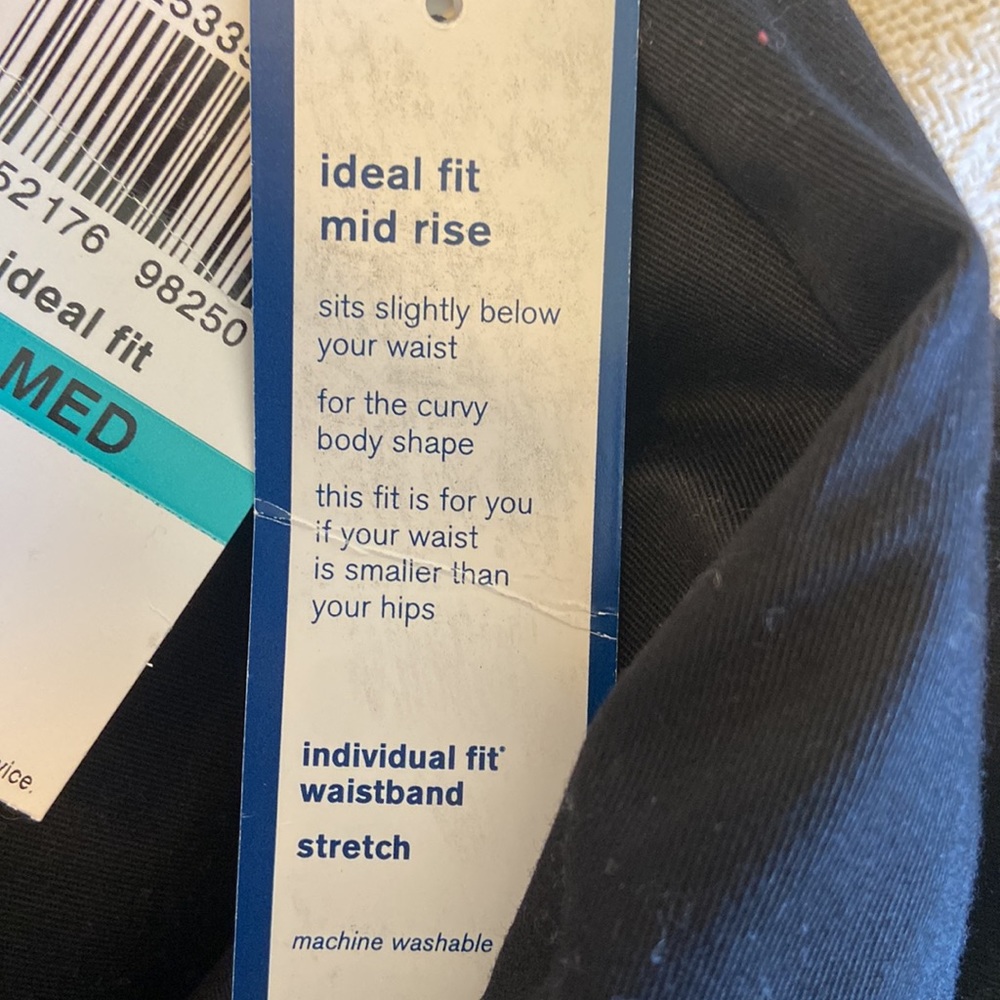 16 Medium NWT Docker’s black mid rise metro pants - Picture 12 of 12